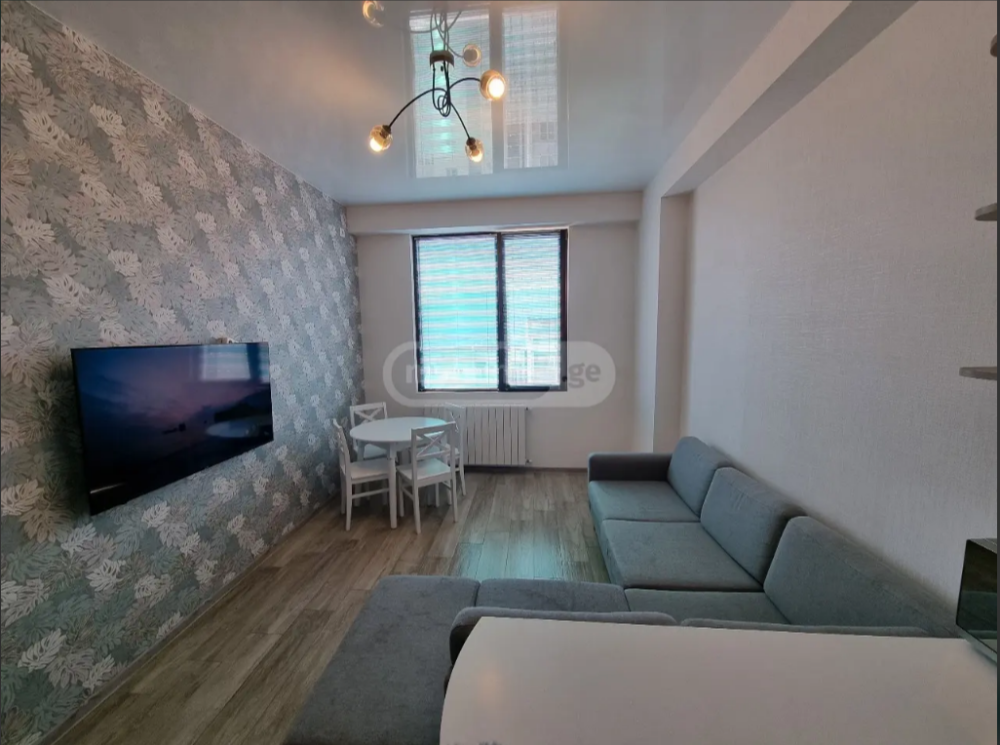 იყიდება 2 ოთახიანი ბინა ნუცუბიძის ფერდობზე